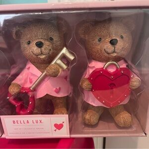 Valentine’s Day bears